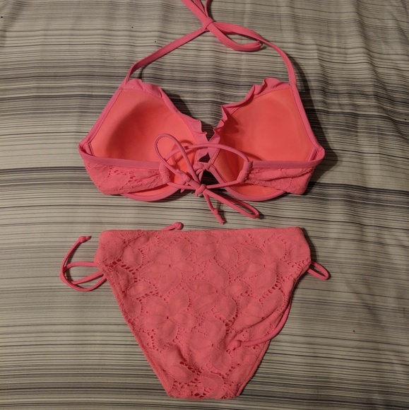 Bottom Only! Victoria's Secret Bikini - Picture 2 of 3